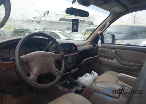 2002 Toyota Sequoia Limited V8 из США, поврежденный, VIN 5TDBT48A02S114214